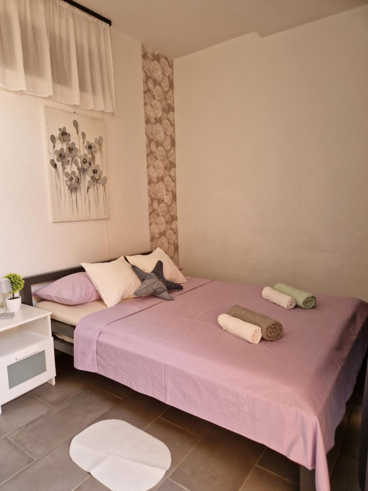 Aurelia Apartments, Vir Luaran gambar