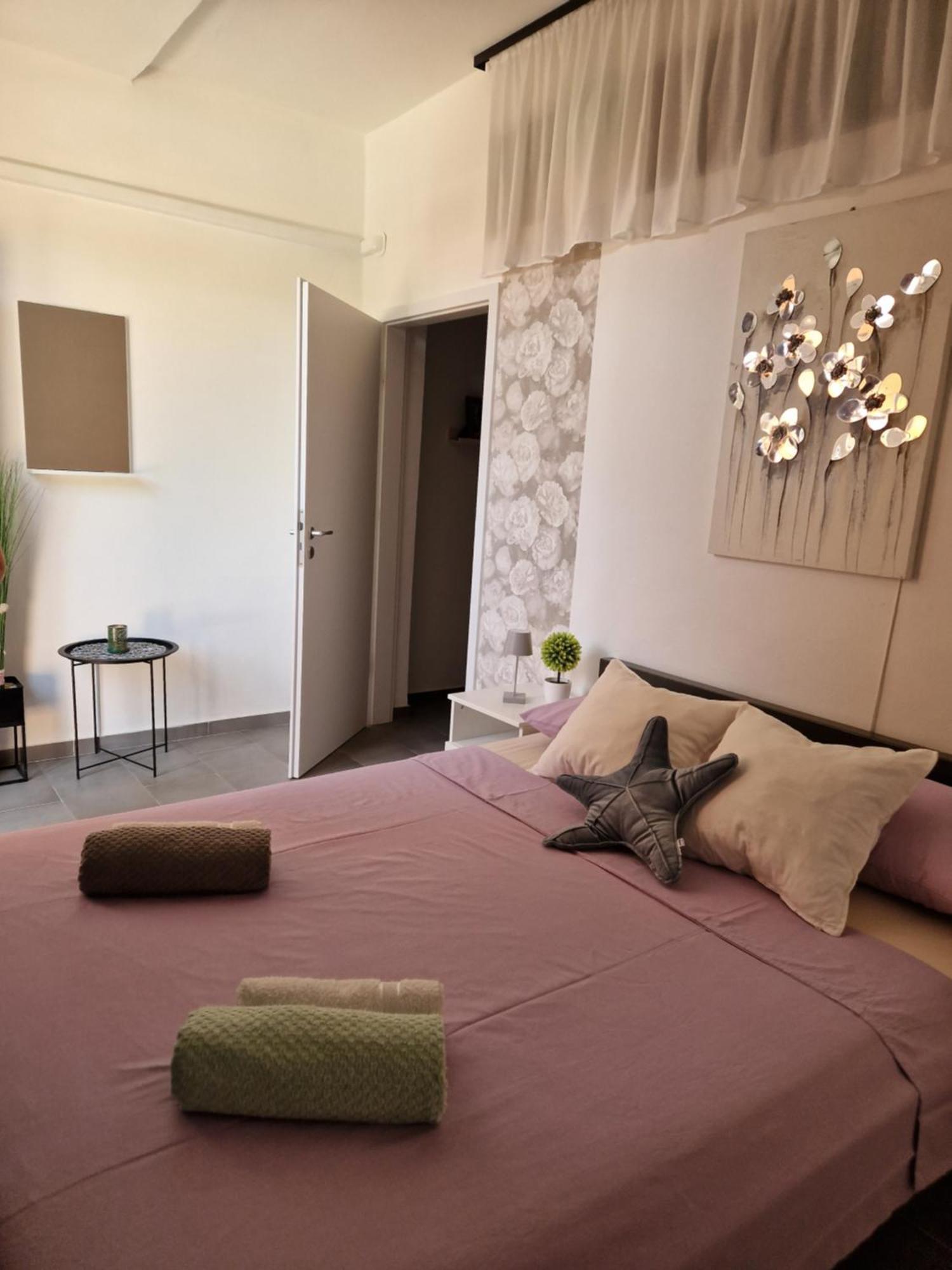 Aurelia Apartments, Vir Luaran gambar