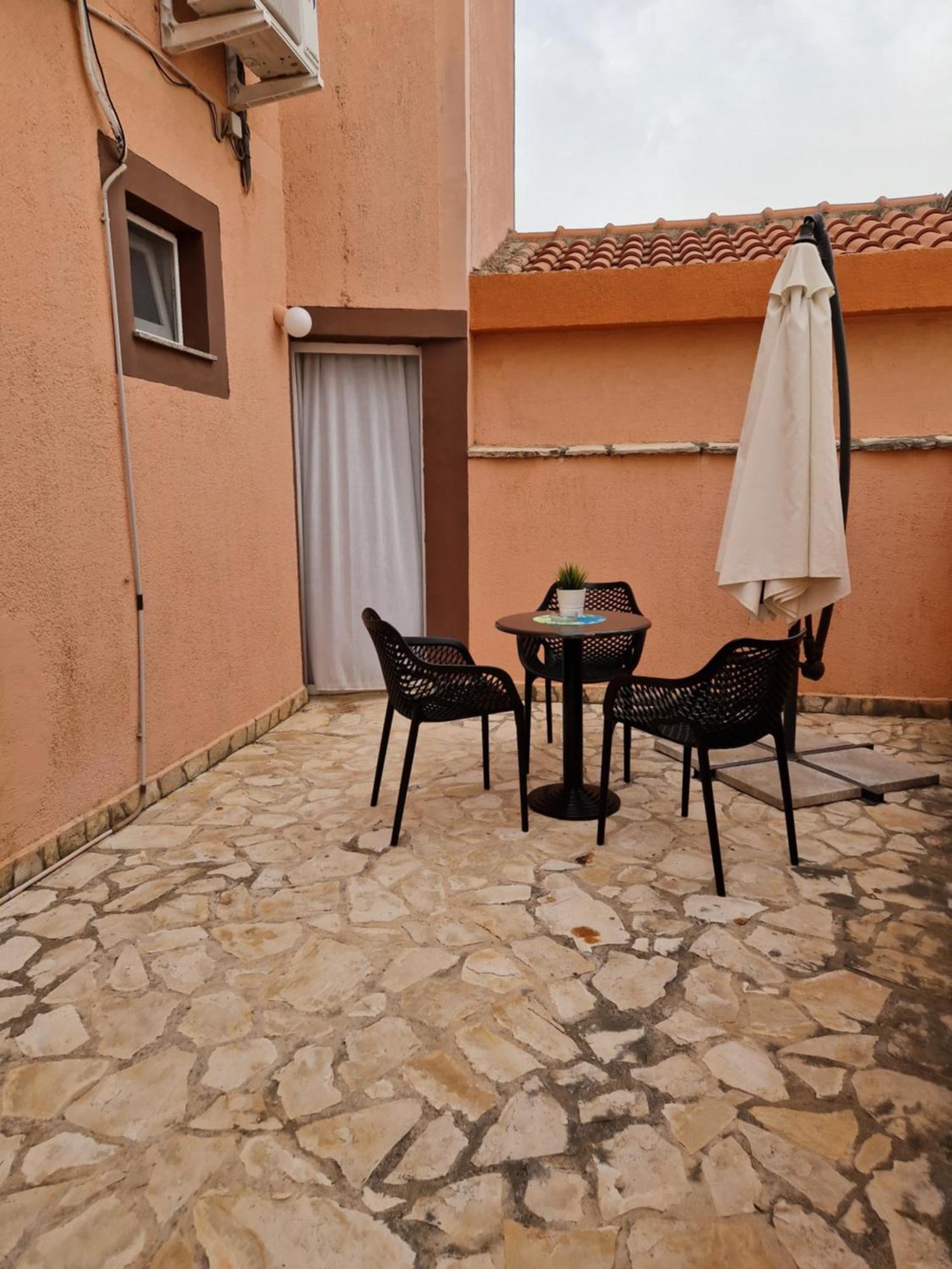 Aurelia Apartments, Vir Luaran gambar