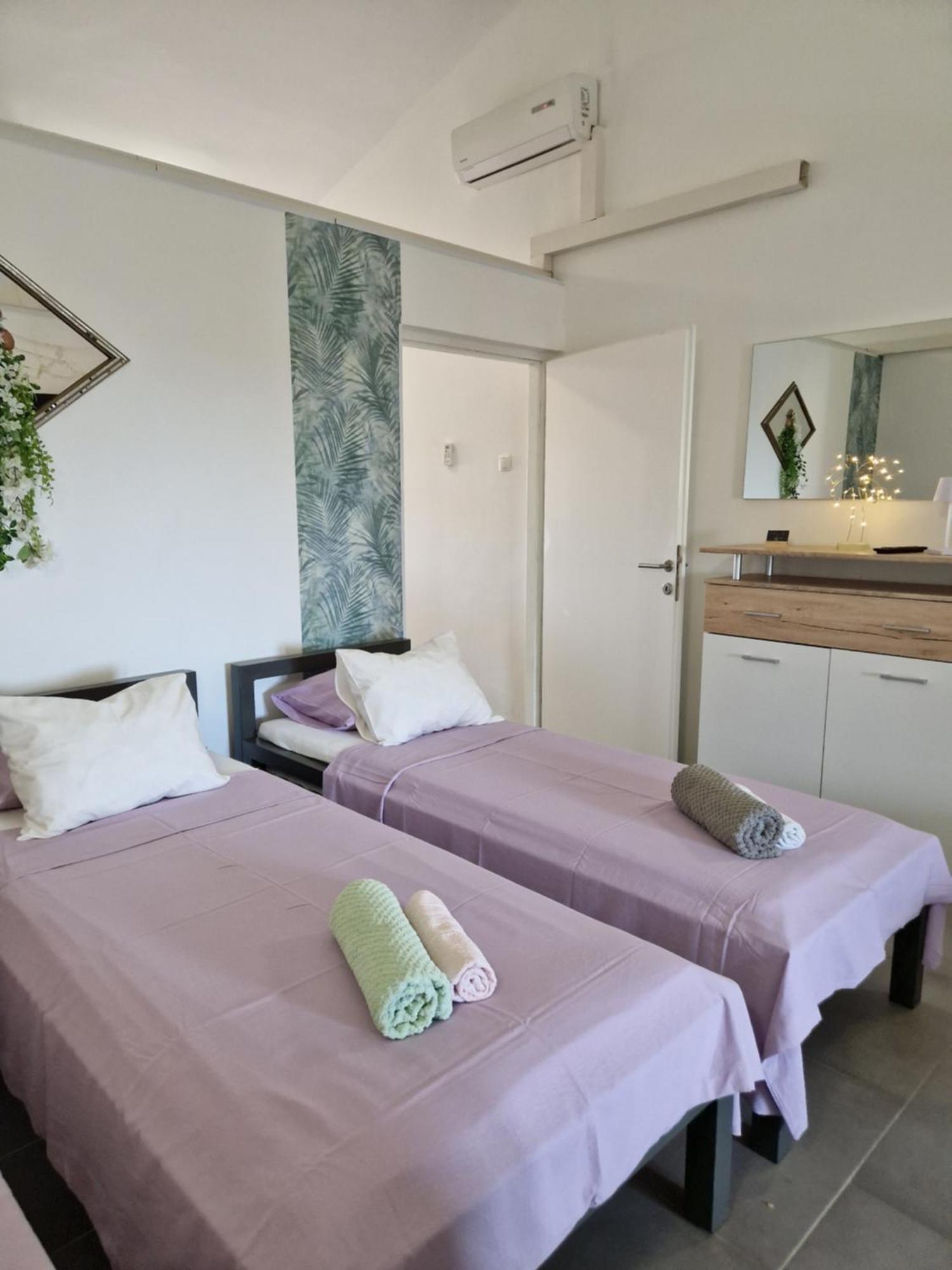 Aurelia Apartments, Vir Luaran gambar