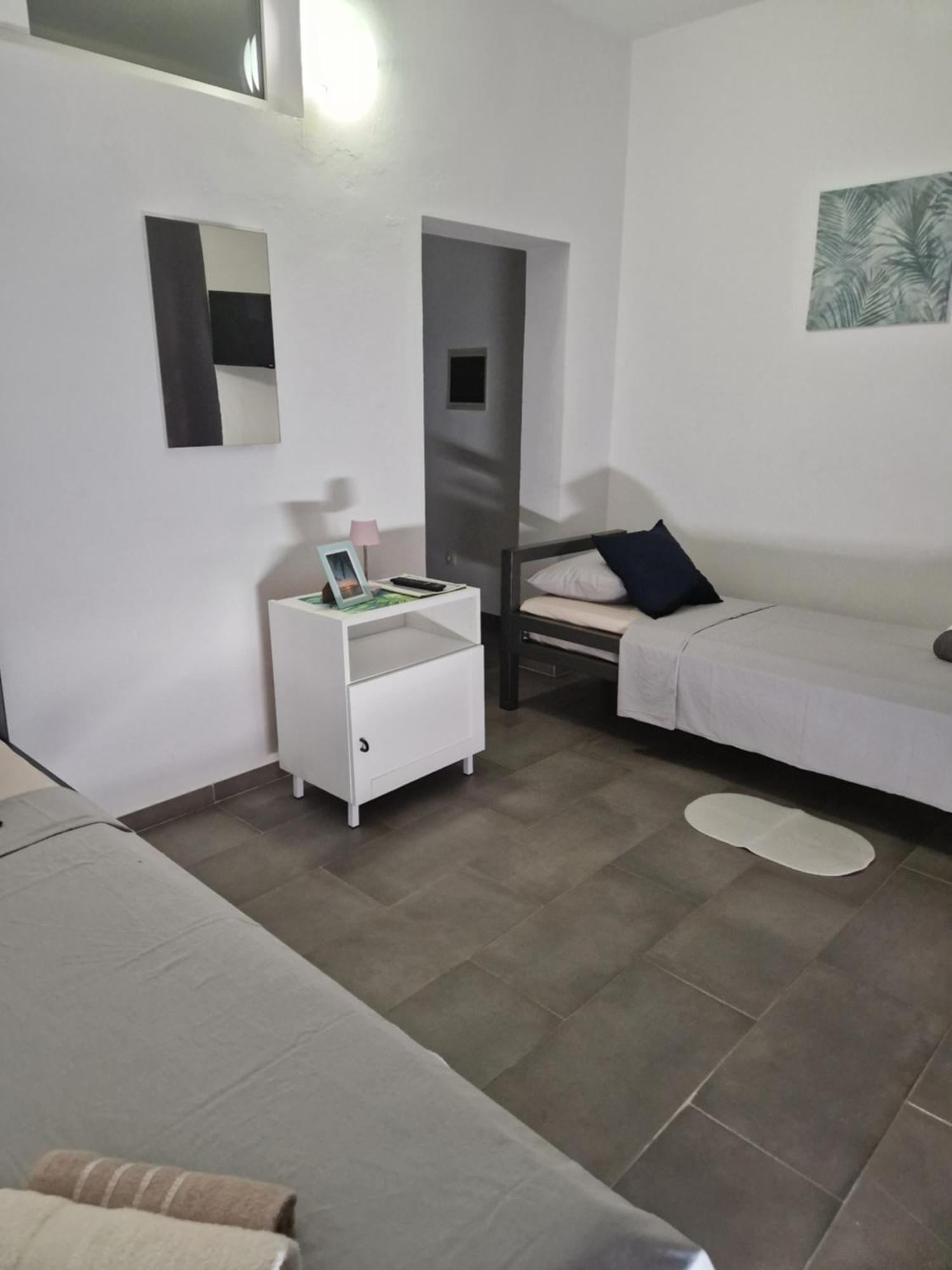 Aurelia Apartments, Vir Luaran gambar