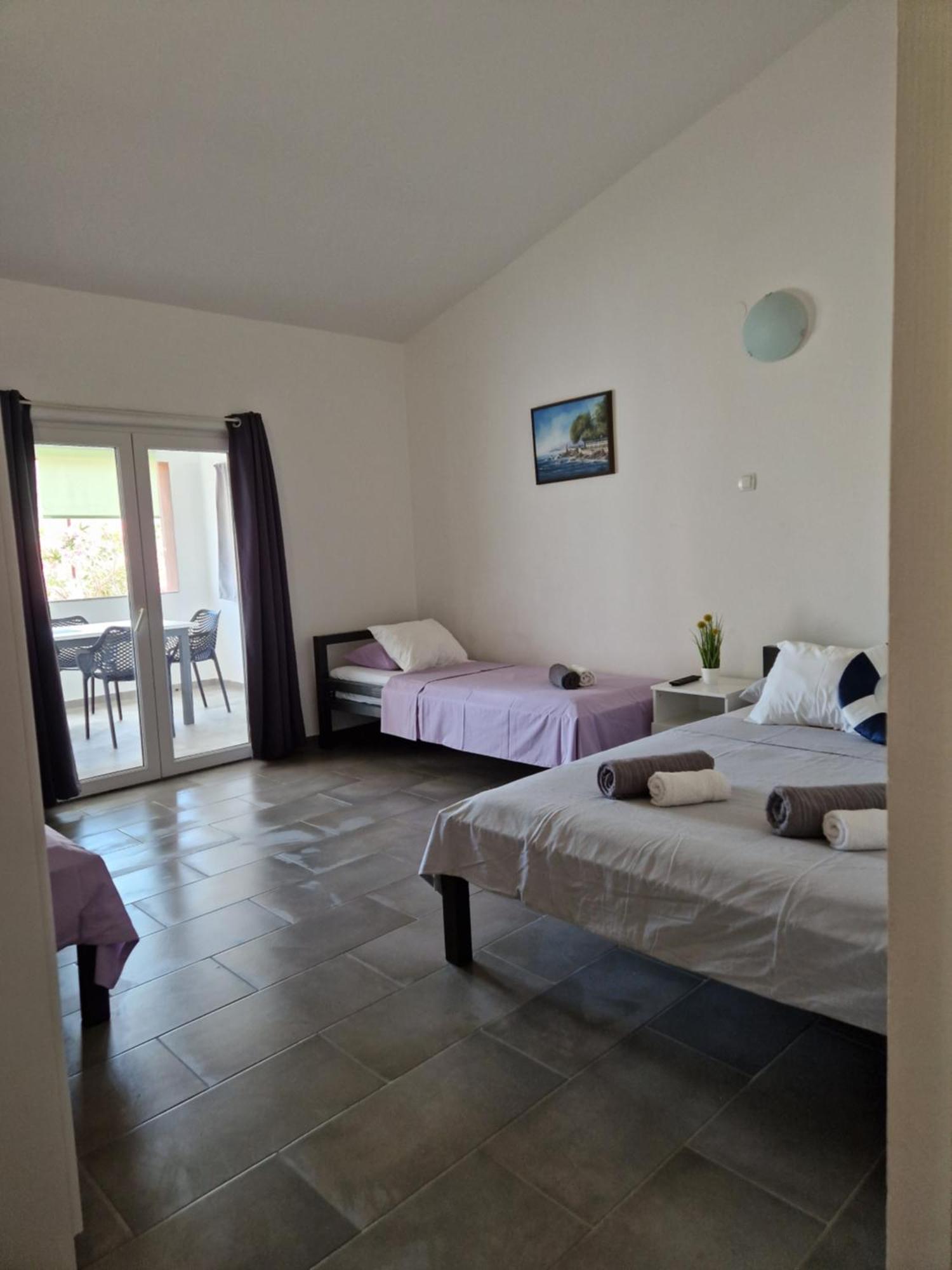 Aurelia Apartments, Vir Luaran gambar